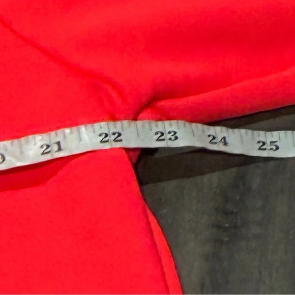 Mercedes-AMG Petronas Lewis Hamilton 2022 Italian GP Hoodie in Neon Pink - Large - Picture 9 of 13